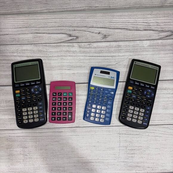 TI Calculator Bundle - Picture 1 of 1